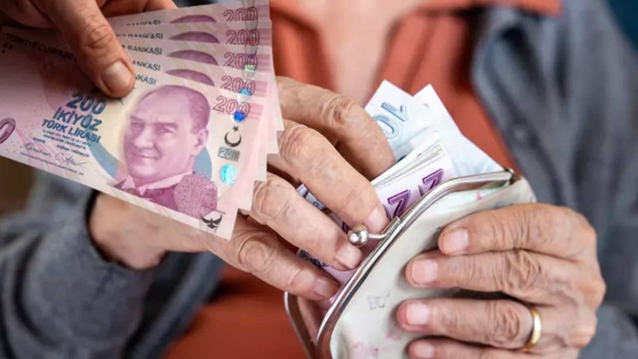 Dul ve Yetimler de Alacak! 2026 Emekli Bayram İkramiyesi İçin Rakam ve Tarih Verildi