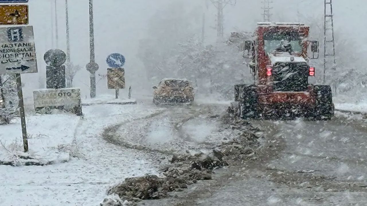 Meteoroloji Genel Müdürlüğü Uyardı: Fırtına ve Kuvvetli Yağış Geliyor
