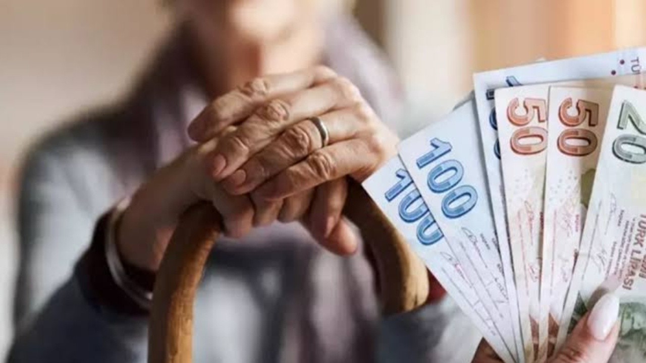 Bayram Sürprizi! SGK Girişi 1998-2008 Arası Olanlara Müjde Geldi