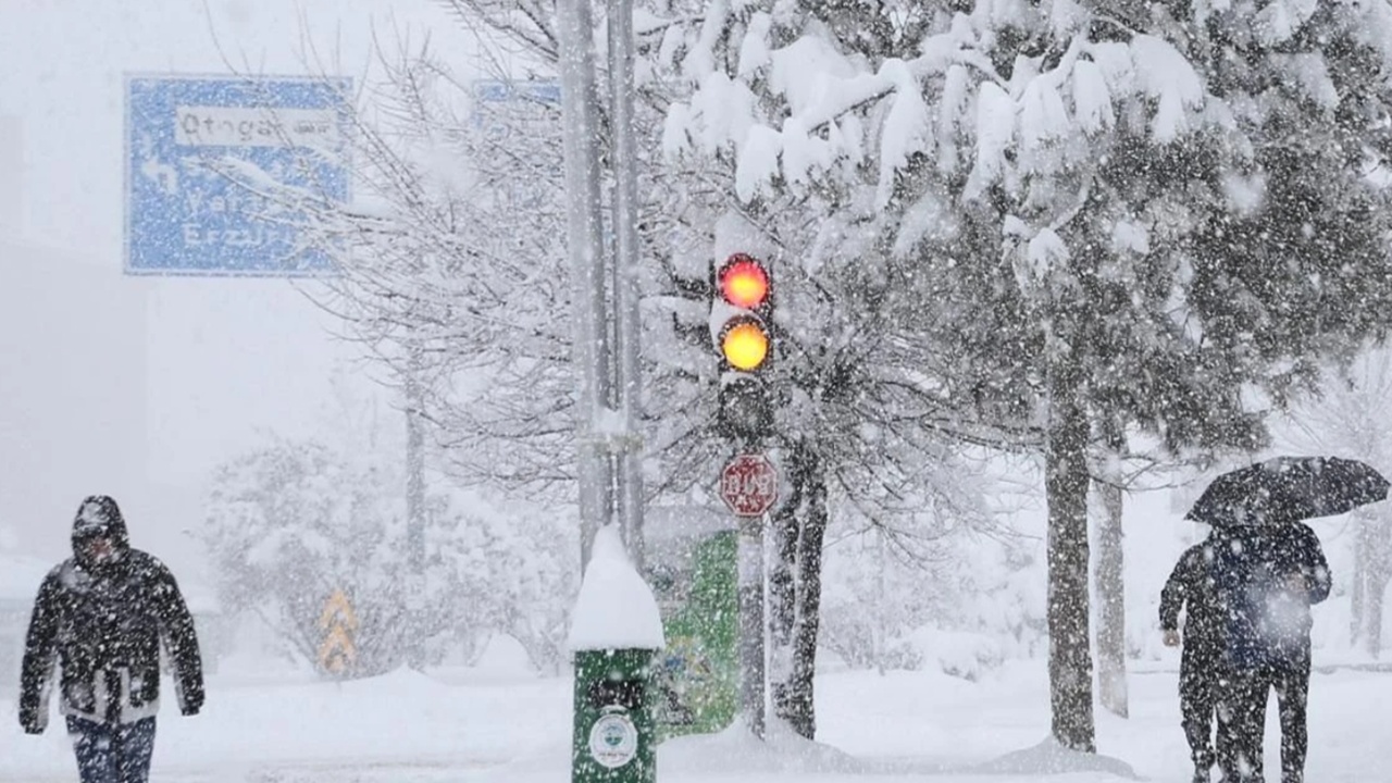 Çarşamba Günü İçin Uyarı Yapıldı! Tam 25 İlde Kar Yağışı Başlayacak