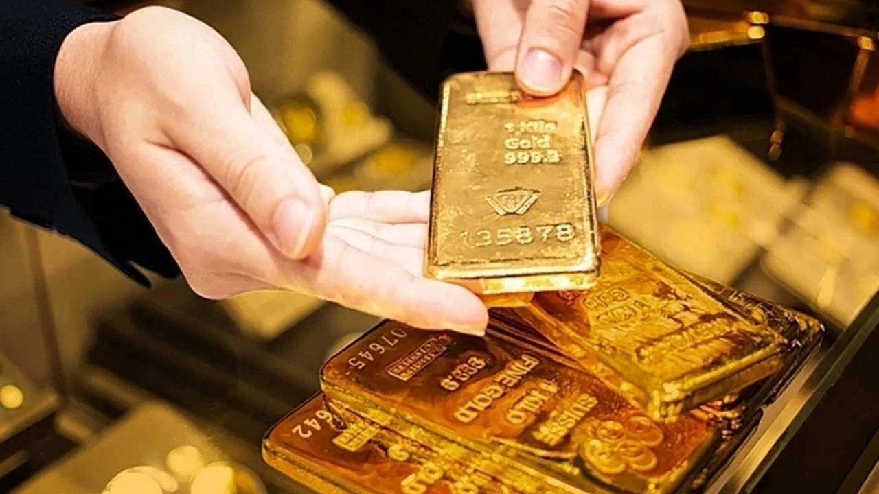 Pazartesi Kabusu mu? Altın 5.278 Doları Gördü, Borsalar Alarm Veriyor!